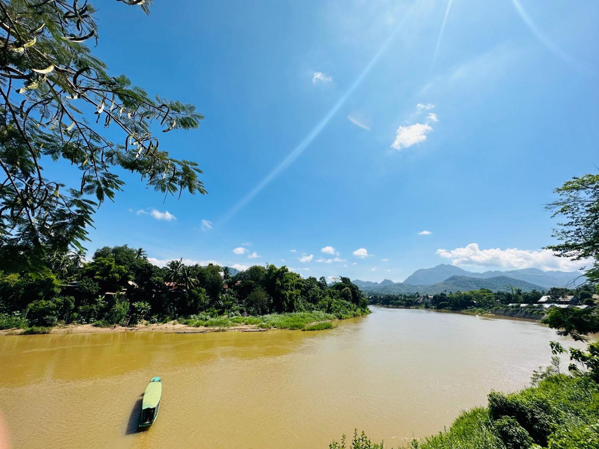 Kingkham Riverside Hotel Luang Prabang Exterior foto