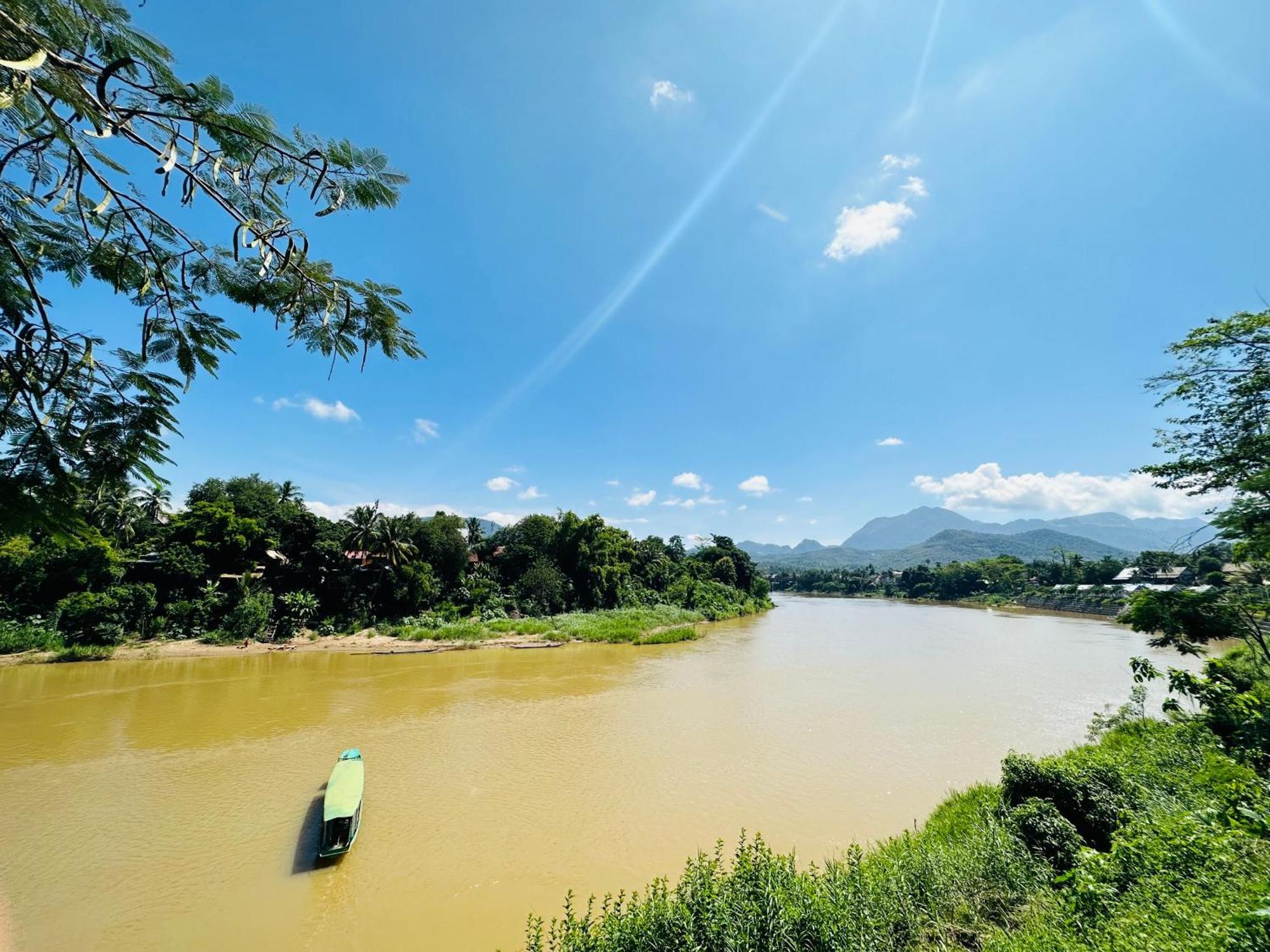 Kingkham Riverside Hotel Luang Prabang Exterior foto