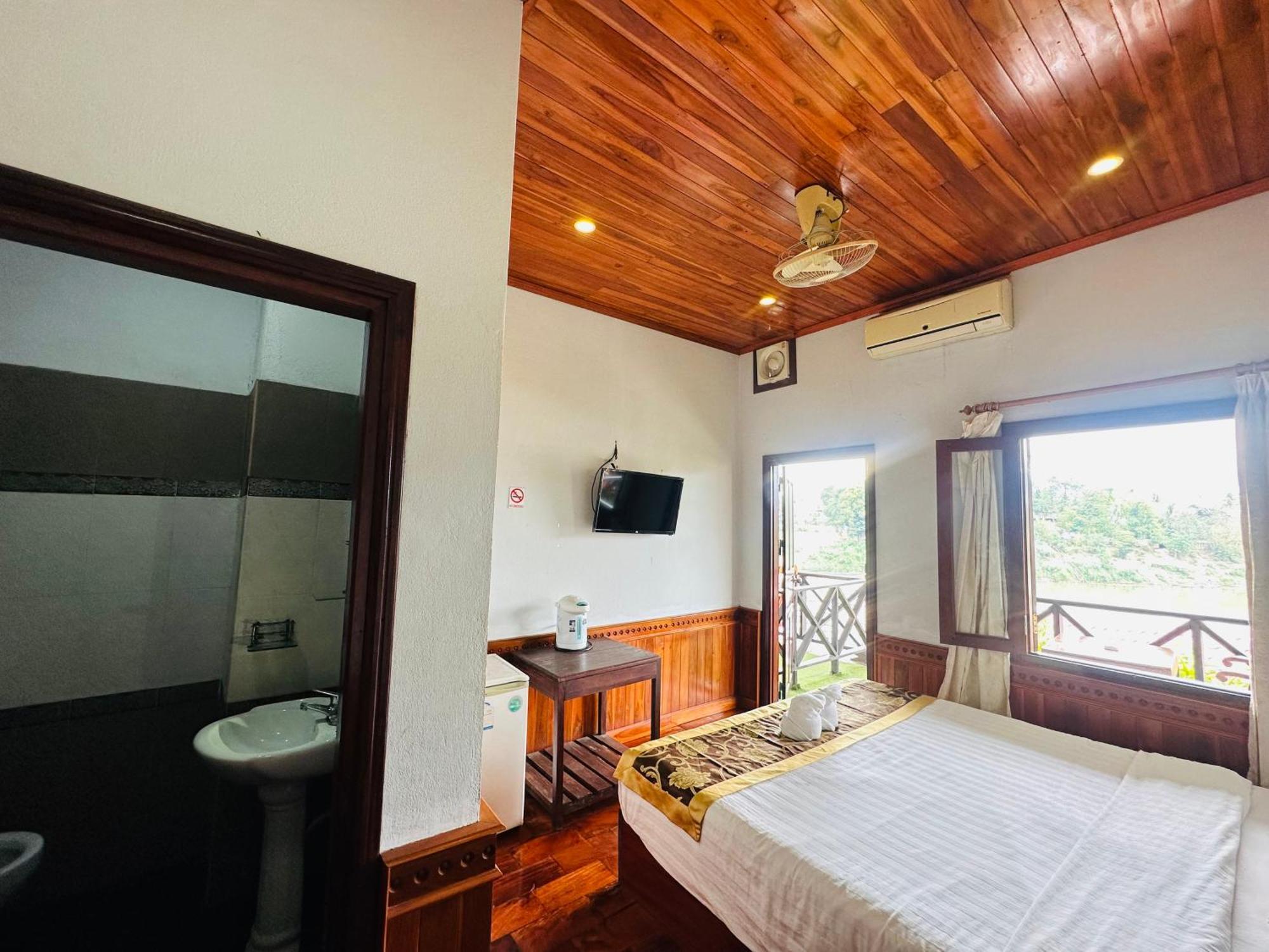 Kingkham Riverside Hotel Luang Prabang Exterior foto